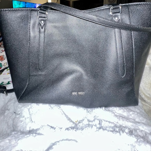 ‼️Clearance‼️ Nine West Classic Black Tote Bag - Picture 2 of 13
